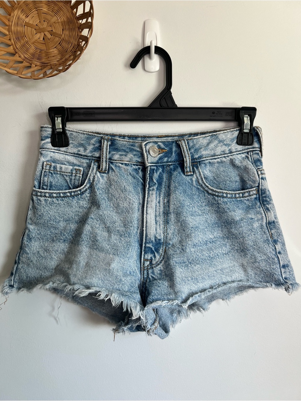 PacSun High Rise Festival Jean Shorts Size 23